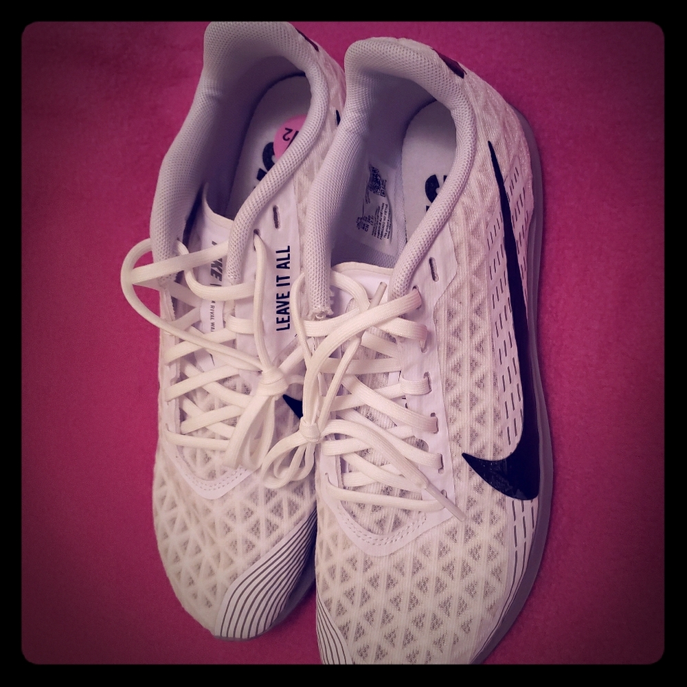 **New**Kids Zoom Rival Waffle Sneakers.